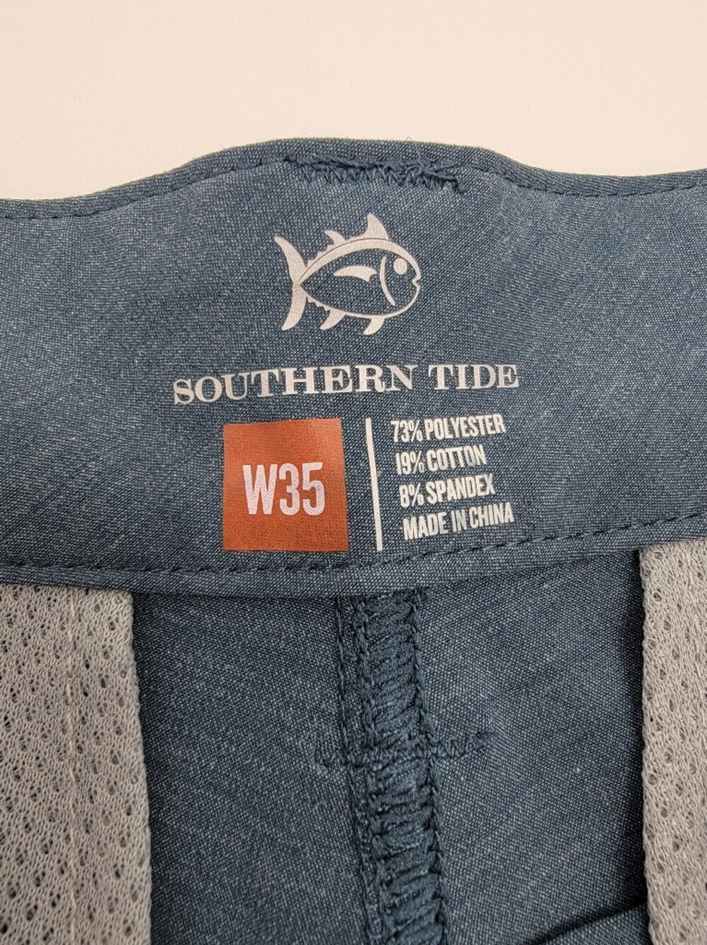 Southern Tide Men's Shorts Performance Tech Golf 35 Stretch Blue Lightweight - Picture 2 of 9